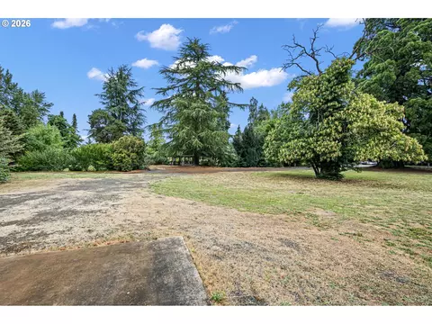 292 S Garden Way, Eugene, OR 97401 photo 26