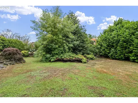 292 S Garden Way, Eugene, OR 97401 photo 38