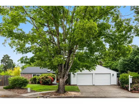2360 NW 154th Pl, Beaverton, OR 97006