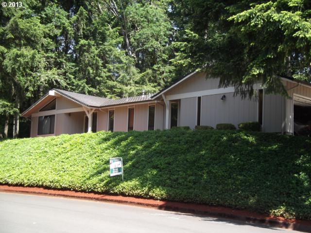 1925 W 34th Ave, Eugene, OR 97405 photo 1