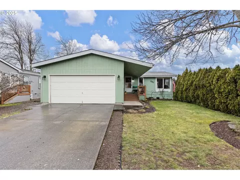 1699 N Terry St #257, Eugene, OR 97402