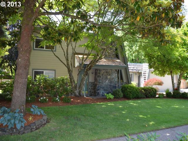 3380 Buckingham Ave, Eugene, OR 97401 photo 1