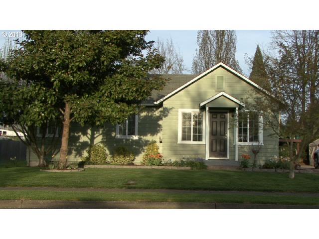 325 35th St, Springfield, OR 97478 photo 1