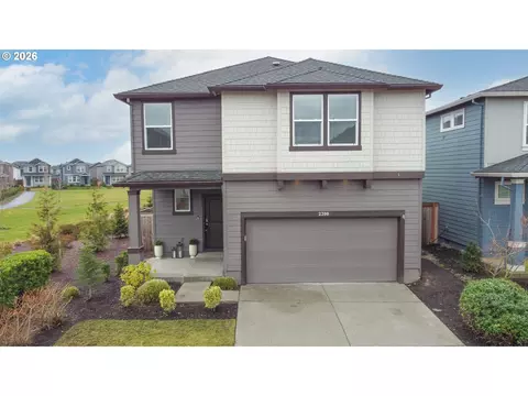 2390 Halter Dr, Woodburn, OR 97071