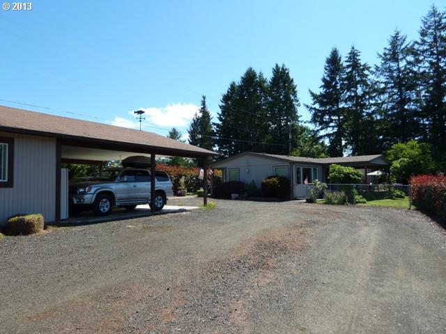 963 Glide Loop Dr, Glide, OR 97443 photo 1
