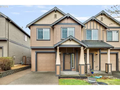 11862 Cornerstone Pl, Oregon City, OR 97045