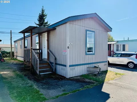 605 California Way #6, Longview, WA 98632