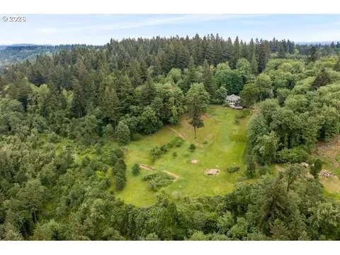 10585 Beutel Rd, Oregon City, OR 97045