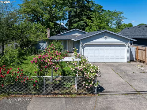 9707 SE Reedway St, Portland, OR 97266