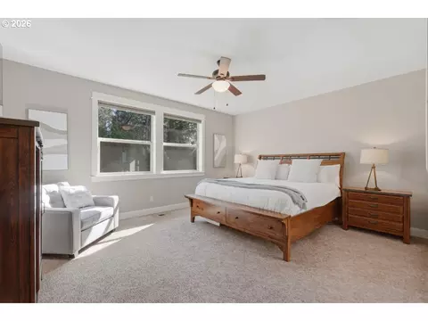 Bedroom - 12840 SE 257th Ave, Damascus, OR 97089 photo 1 of 5