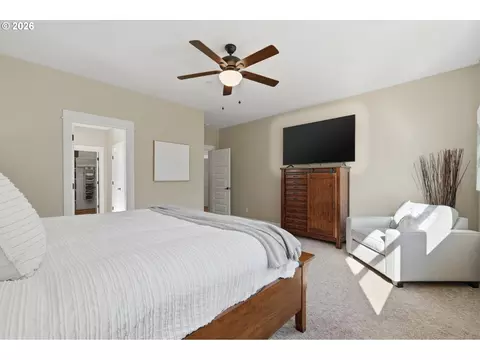 Bedroom - 12840 SE 257th Ave, Damascus, OR 97089 photo 2 of 5