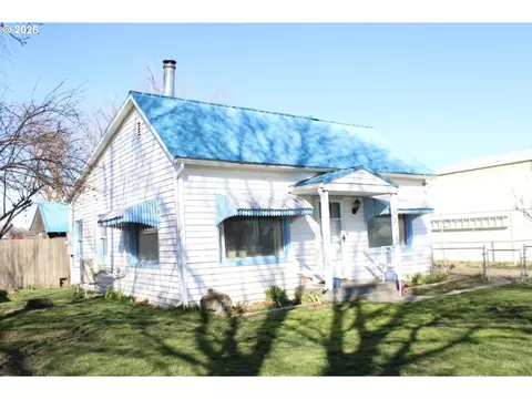 212 Concord St, Helix, OR 97835