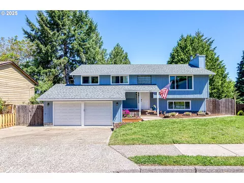 14707 SW Willamette St, Sherwood, OR 97140