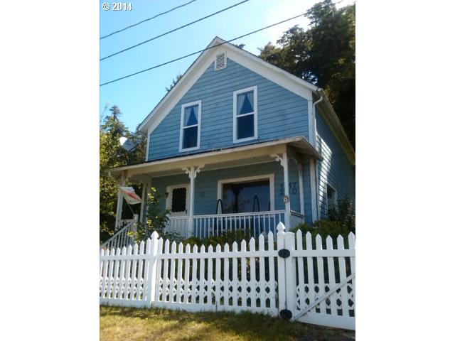 1117 Second St, Gardiner, OR 97441 photo 1