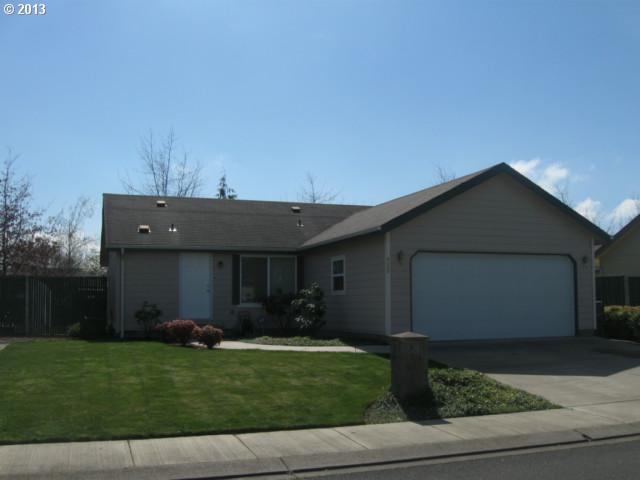 5405 Olympic Cir, Eugene, OR 97402 photo 1