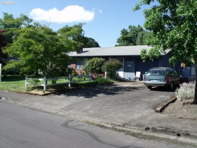 3570 Ferry St, Eugene, OR 97405 photo 1
