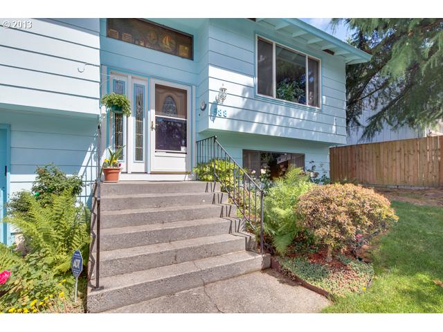 588 NE La Mesa Ct, Gresham, OR 97030 photo 1