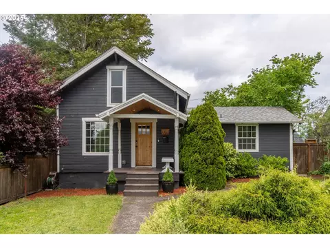 3211 F St, Vancouver, WA 98663