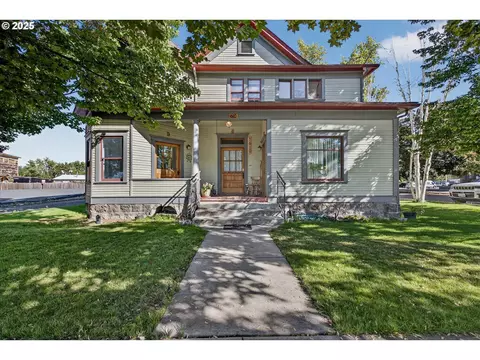 1610 Dewey Ave, Baker City, OR 97814