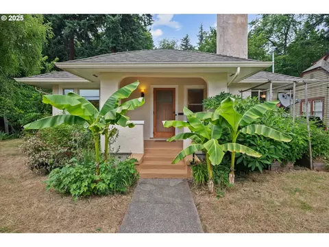 3555 NE Shaver St, Portland, OR 97212