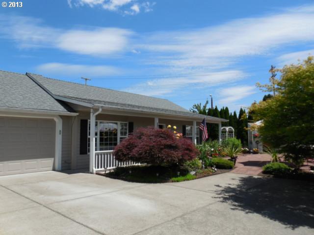545 S 41st Pl, Springfield, OR 97478 photo 1