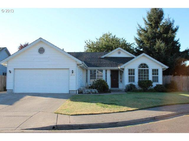 974 Belair Dr, Eugene, OR 97404 photo 1