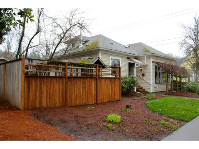 1499 Villard St, Eugene, OR 97403 photo 1