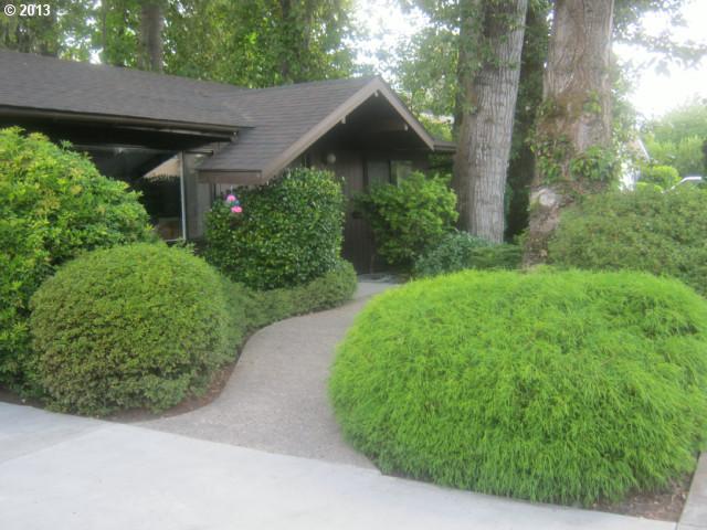 3665 Elwing Ave, Eugene, OR 97401 photo 1