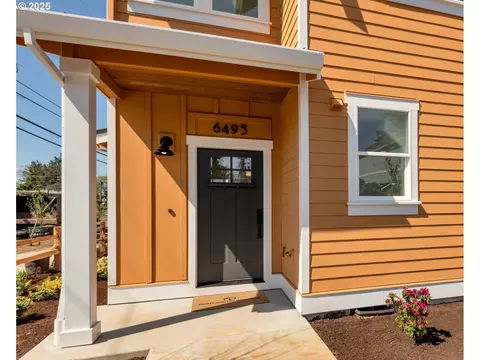 6495 SE 73rd Ave UNIT 1, Portland, OR 97206