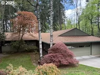 1131 Larch St, Lake Oswego, OR 97034