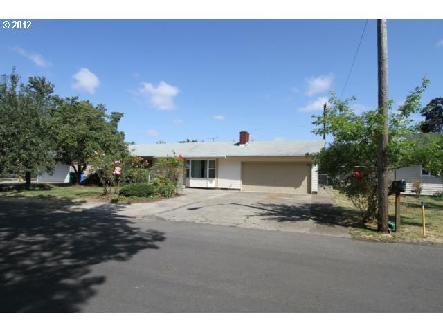 845 Elm Dr, Eugene, OR 97404 photo 1