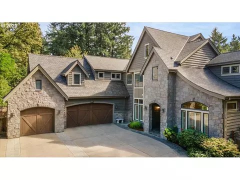 15948 Twin Fir Rd, Lake Oswego, OR 97035