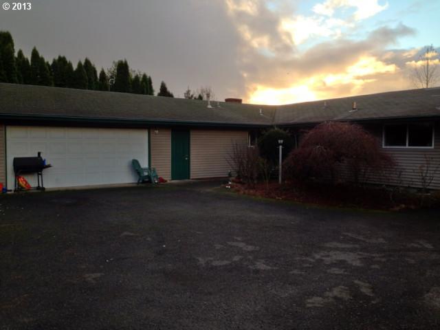 411 SE 214th Ave, Gresham, OR 97030 photo 1