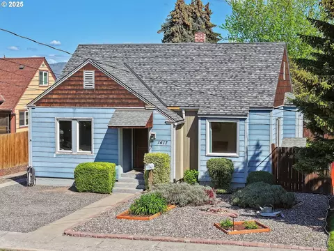 1417 E 13th St, The Dalles, OR 97058
