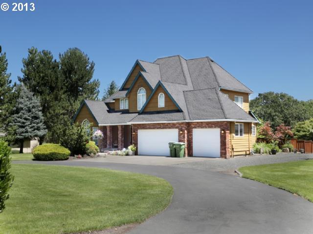 9750 NE Meadow Loop, Newberg, OR 97132 photo 1