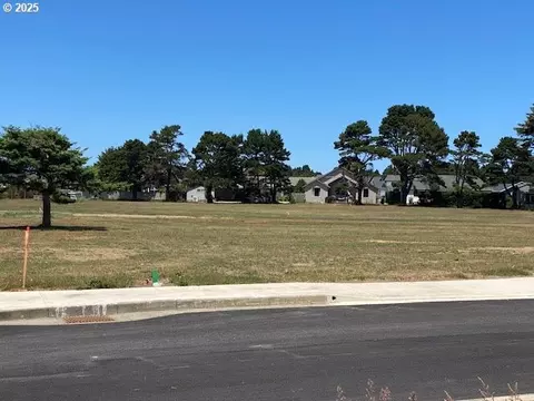 shearwater cir, Bandon, OR 97411