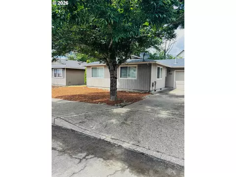 3545 NE 8th St, Gresham, OR 97030 photo 2