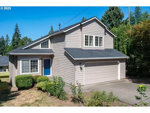 4135 SW Brugger St, Portland, OR 97219