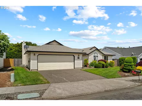 Exterior - 3081 SW 31st St, Gresham, OR 97080 photo 3 of 9