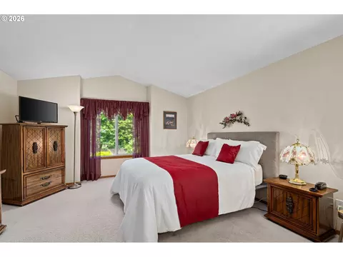 Bedroom - 3081 SW 31st St, Gresham, OR 97080 photo 1 of 5