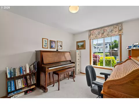 Other - 3081 SW 31st St, Gresham, OR 97080 photo 3 of 6