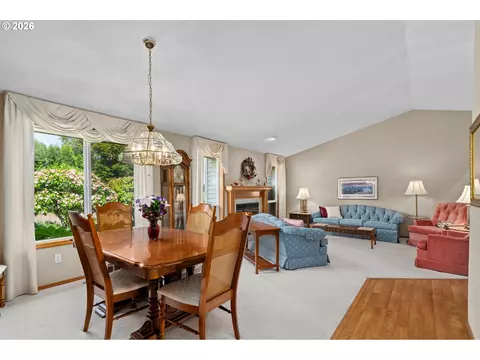 Dining - 3081 SW 31st St, Gresham, OR 97080 photo 2 of 2