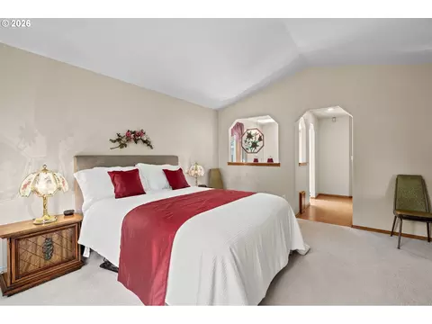 Bedroom - 3081 SW 31st St, Gresham, OR 97080 photo 3 of 5