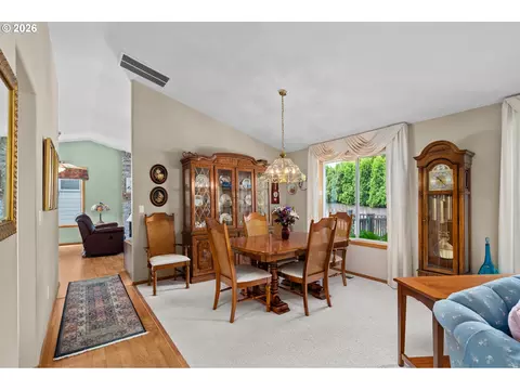 Dining - 3081 SW 31st St, Gresham, OR 97080 photo 1 of 2
