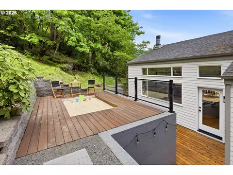 Exterior - 3018 Ashley Loop, Eugene, OR 97405 photo 12 of 14