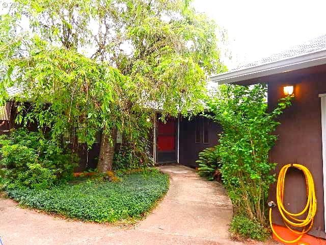1021 Waverly St, Eugene, OR 97401 photo 1