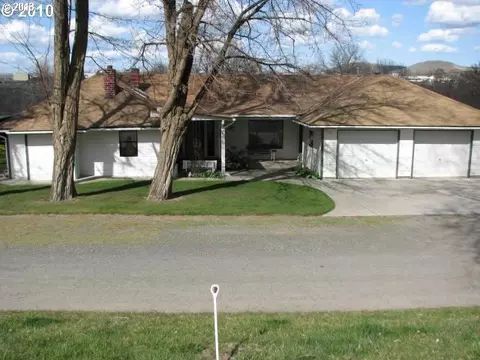 301 Stephens Ave, Umatilla, OR 97882 photo 1