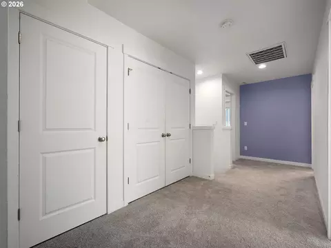 Entry Way - 2108 S Jasper Dr, Cornelius, OR 97113 photo 2 of 2
