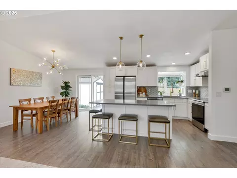 Kitchen - 2112 NW 15th Ct, Gresham, OR 97030 photo 1 of 6
