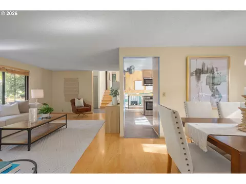 Living - 2760 Malibu Way, Eugene, OR 97405 photo 2 of 6